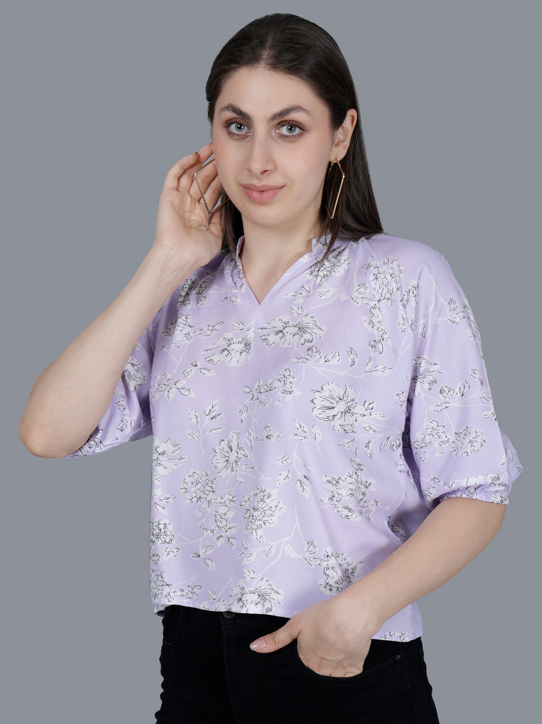 Women's Lilac Floral Printed V-Neck Top
